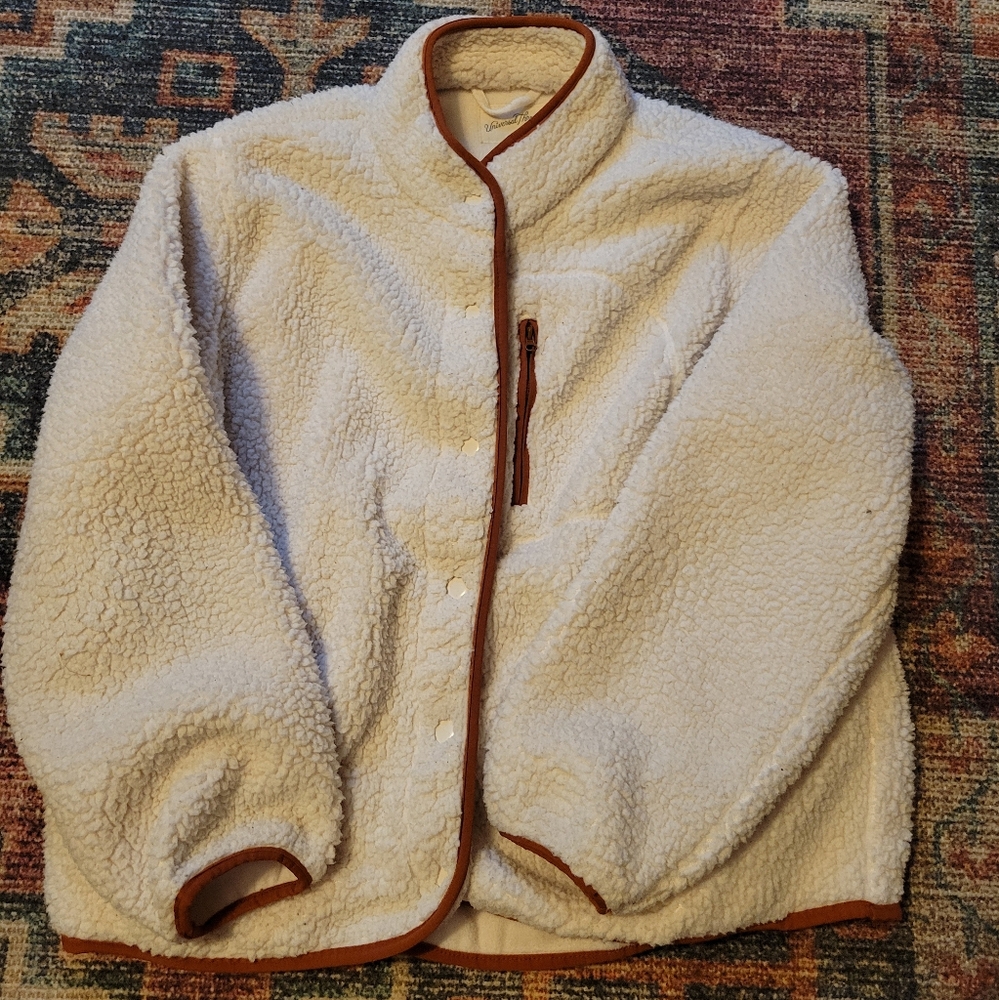 Sherpa/Fleece Style Cropped Jacket